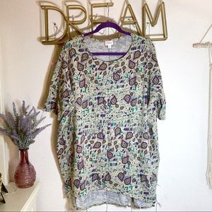 $5 Sale!!! 🌸LULAROE | Abstract Irma Top Size XL